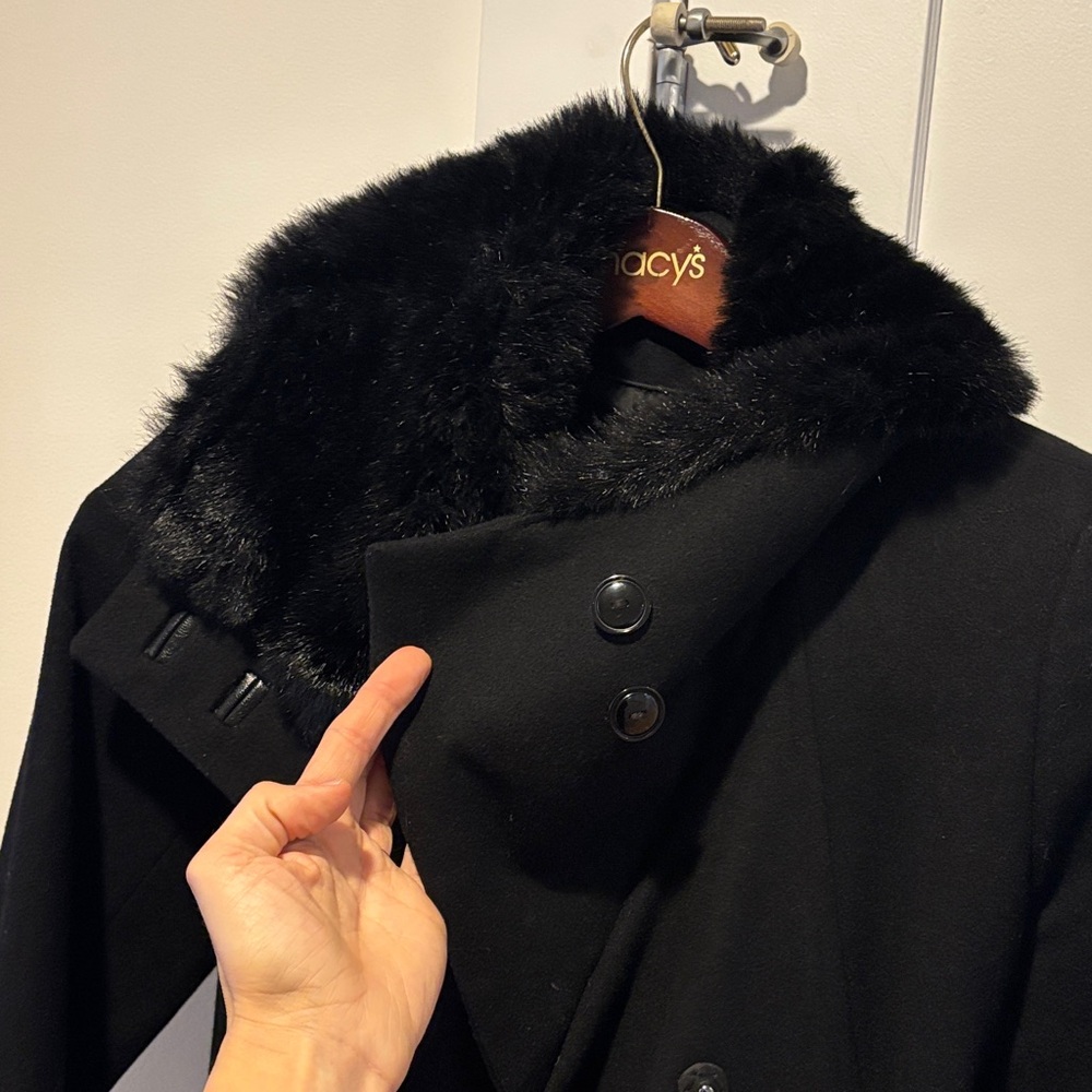 Preston & York Black Trench Coat with Fur Collar - Picture 3 of 7
